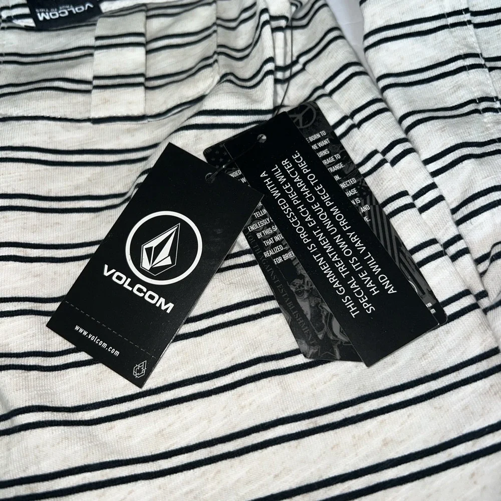 Volcom Roll Sleeve Shirt | Boys Size 4T |White Sand| NEW w/tags |MSRP $50.00